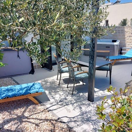 Boutique La Perla Jacuzzi Apartment Murter Ngoại thất bức ảnh