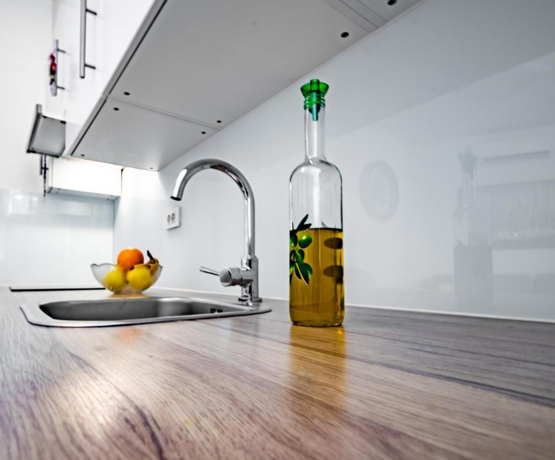 Boutique La Perla Jacuzzi Apartment Murter Ngoại thất bức ảnh