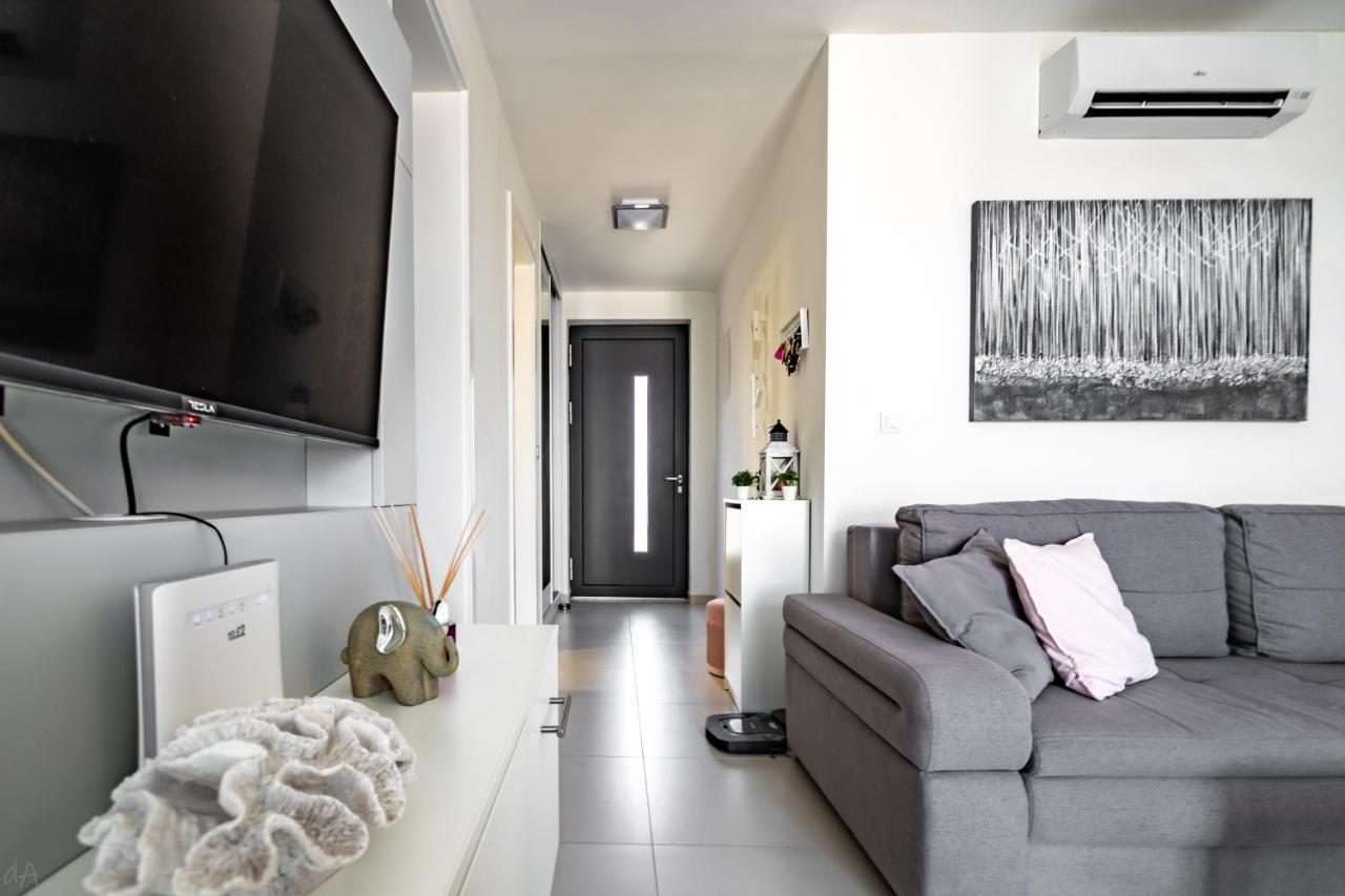 Boutique La Perla Jacuzzi Apartment Murter Ngoại thất bức ảnh