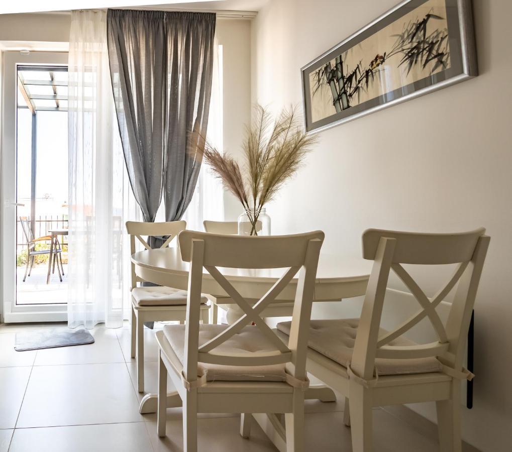 Boutique La Perla Jacuzzi Apartment Murter Ngoại thất bức ảnh