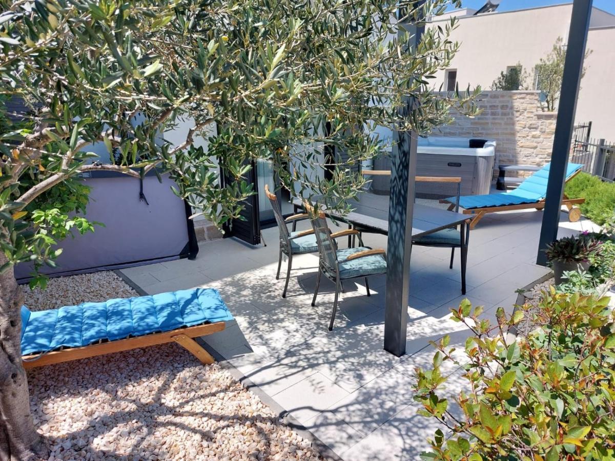 Boutique La Perla Jacuzzi Apartment Murter Ngoại thất bức ảnh